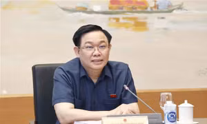 Chủ tịch Quốc hội: Có cơ chế, có tiền nhưng không tiêu được?