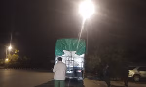 'Chặn đứng' 30 tấn bánh kẹo không nguồn gốc đang lưu thông về thủ đô