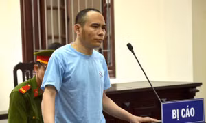 'Yêu râu xanh' hiếp dâm bé gái 9 tuổi lĩnh 18 năm tù