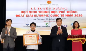 Học sinh trường chuyên có thể học trước đại học