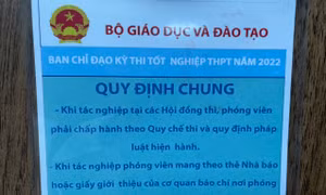 Phóng viên bị cản trở tác nghiệp tại một số điểm thi tốt nghiệp THPT trên địa bàn Hà Nội