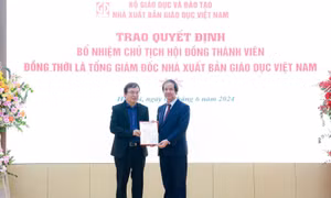 Bộ trưởng Bộ Giáo dục và Đào tạo yêu cầu NXB Giáo dục Việt Nam điều chỉnh chiến lược  
