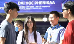 Gần 5.000 học sinh, phụ huynh tham gia ngày hội khối ngành Khoa học và Công nghệ