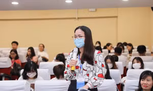 Xây dựng quy tắc ứng xử trong trường sư phạm nên ‘từ dưới lên’ 