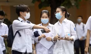 Khẩn trương trình Chính phủ ban hành Nghị định sửa đổi quy định về thu, quản lý học phí