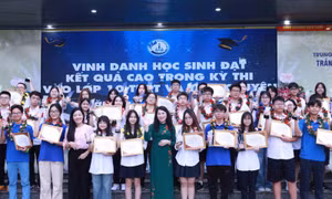 Trường trung học cơ sở có nhiều học sinh đỗ trường chuyên ở Hà Nội