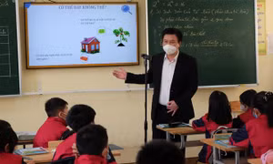 Dù học trực tiếp hay trực tuyến, ngành giáo dục vẫn kiên trì với mục tiêu chất lượng