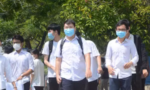 Kỳ thi tốt nghiệp THPT 2021: Thí sinh vi phạm các lỗi nào thì bị đình chỉ?
