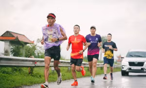 Runner hoàn thành 20 ngày chạy bộ từ TP Hồ Chí Minh đến Ba Đình sáng 2/9