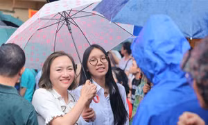 Học sinh thi lớp 10 Hà Nội chỉ được đăng ký 2 trường THPT chuyên