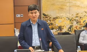 Nghị quyết 71: Phân cấp tuyển dụng nhà giáo đi cùng với giám sát 