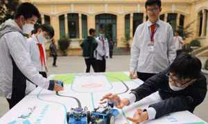 Học sinh cấp THCS được tiếp cận với xu hướng ngành nghề tương lai