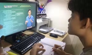 Nhiều trường học ở Hà Nội cấp tập kiểm tra trực tuyến kết thúc năm học