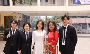 Học sinh THPT chuyên Đại học Sư phạm giành học bổng từ 3 đại học danh giá của Mỹ