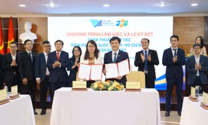 Đẩy mạnh đào tạo nhân lực và nghiên cứu công nghệ lõi