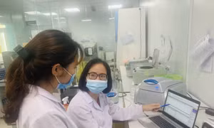 Giúp sinh viên thích học bằng những câu chuyện thời sự nóng hổi