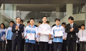 Phạm Hoàng Minh - Thủ khoa trường nghề vượt lên chính mình