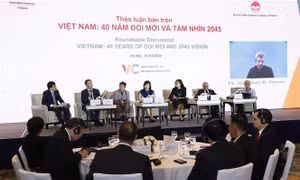 Thảo luận những vấn đề quan trọng về 40 năm Đổi mới và tầm nhìn 2045 của Việt Nam