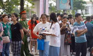 Hai trường THPT chuyên của Đại học Quốc gia Hà Nội tổ chức thi tuyển vào lớp 10 