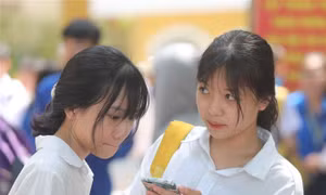 Một số trường THPT chuyên ở Hà Nội điều chỉnh lịch tuyển sinh và thời gian làm bài thi 