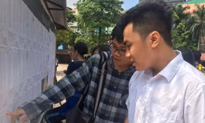 Hai trường THPT chuyên ở Hà Nội công bố điểm chuẩn vào lớp 10 
