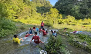 Cho trẻ em một mùa hè an toàn 