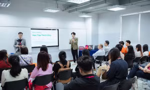 Kỷ nguyên AI: Thầy cô giữ vai trò dẫn dắt, học sinh là trung tâm 