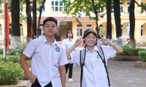 Tuyển sinh lớp 10 THPT: Thí sinh Hà Nội thi môn cuối cùng