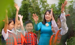 Bộ trưởng Bộ Giáo dục và Đào tạo: Lấy chất lượng làm trục, nhà giáo làm then chốt 