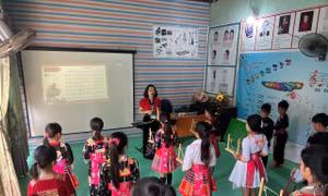 Giúp hoc sinh cảm thụ âm nhạc 'không biên giới'