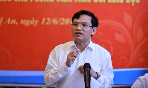 Những bài thi tự luận điểm cao sẽ mang ra chấm kiểm tra