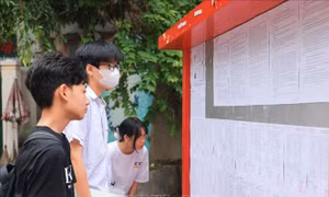 Hà Nội: Hạ điểm chuẩn lớp 10 các trường Trung học phổ thông công lập năm học 2024 - 2025