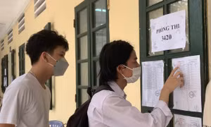 Các trường đại học tiếp tục công bố điểm sàn xét tuyển 2023  