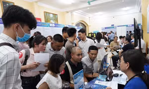 Nhiều cơ hội việc làm cho sinh viên tại hội chợ ngành công nghệ bán dẫn Đài Loan (Trung Quốc)