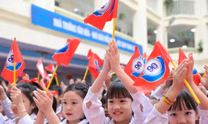 Sẽ giảm 1 mức độ đánh giá với bài kiểm tra định kỳ bậc tiểu học