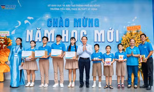 Hơn 300 học sinh Trường Hy Vọng chào đón năm học mới