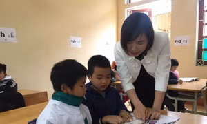 Học sinh lớp 1 ở Yên Bái tập đọc nhanh hơn khi theo chương trình mới