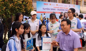 Số điện thoại nào giải đáp thắc mắc về thi tốt nghiệp THPT, tuyển sinh đại học 2021?