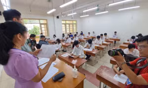 Hơn 1 triệu thí sinh làm thủ tục thi tốt nghiệp THPT năm 2023