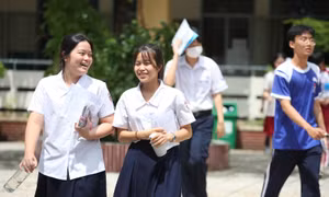 Thí sinh thi môn Ngoại ngữ - môn cuối cùng của kỳ thi tốt nghiệp THPT 2024 