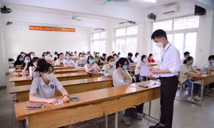 Hà Nội: Trường THPT chuyên đầu tiên tổ chức thi tuyển sinh vào lớp 10 