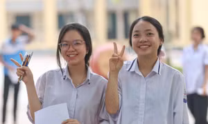 Không còn mưa điểm giỏi, dự đoán điểm chuẩn trường top đầu giảm từ 1 đến 3 điểm 