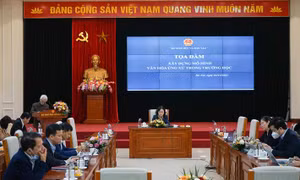 Môi trường văn hoá học đường đang bị những tác động tiêu cực 