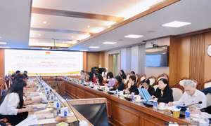 Giải pháp thực tiễn xóa mù chữ cho đồng bào dân tộc thiểu số 