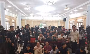 Đằng sau những loạt bài viết về giáo dục