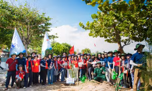Chuyến tàu mang theo niềm tin xanh 