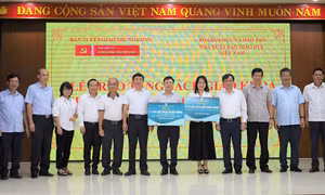 Tầm vóc 30 năm xây dựng và phát triển Nhà xuất bản Giáo dục tại TP Đà Nẵng 