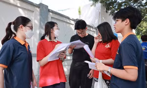 Thi vào lớp 10 Hà Nội: Đề thi tiếng Anh bám sát chương trình học