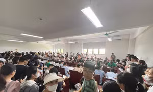 Vụ phụ huynh 'vây' trường Tiểu học Tây Mỗ 3: Đồng ý cho hàng trăm đơn xin chuyển trường 