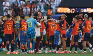 Chung kết World Cup 2026 gây tranh cãi nhất lịch sử vì show giữa hiệp 